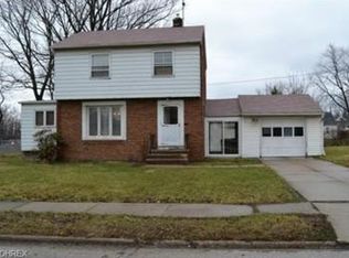 19511 Sumpter Rd, Warrensville Heights, OH