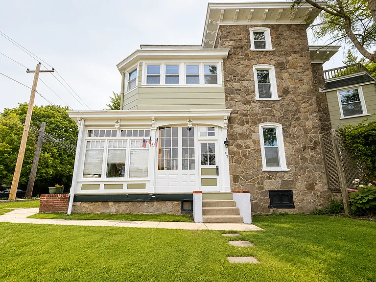102 E Mount Airy Ave — Photo 19