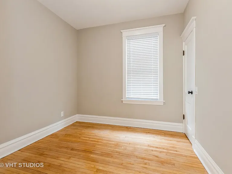2437 S 58th Ct — Photo 1