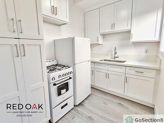 3rd image of 916 N Watson Ave #8