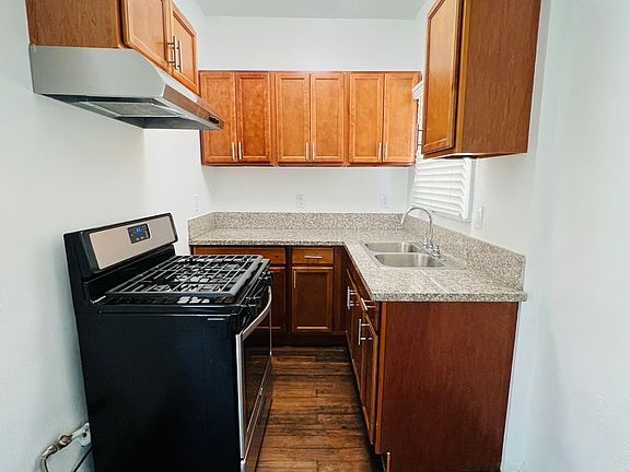 5th image of 551 Daisy Ave APT 4
