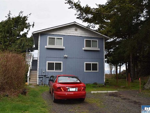 5th image of 544 E Bluff Dr