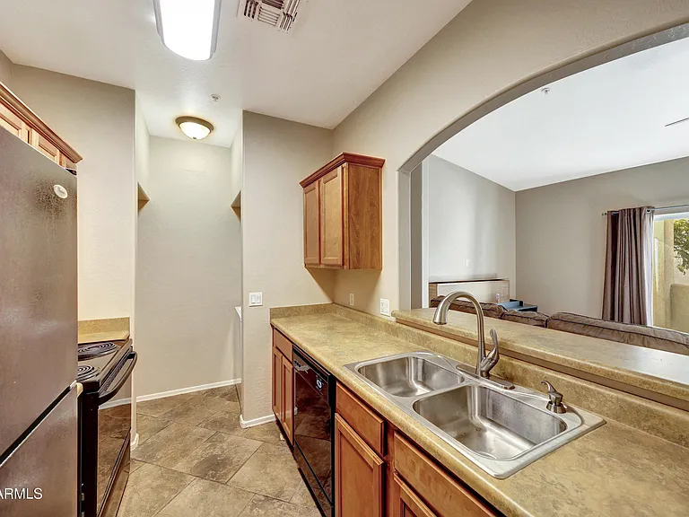 2950 W Louise Dr #206 — Photo 32