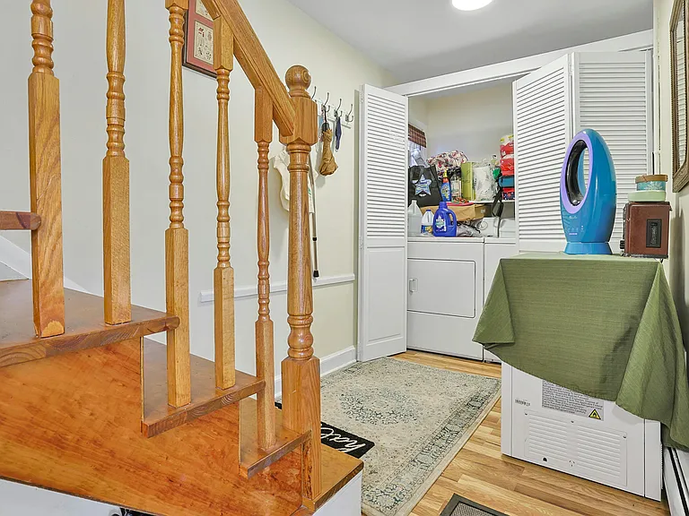 169 Sickles Ave — Photo 7