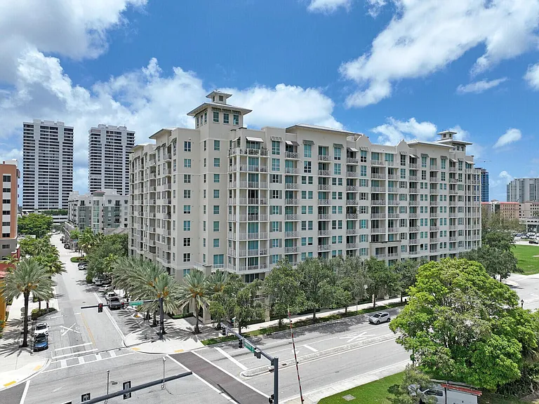 480 Hibiscus St #938 — Photo 32