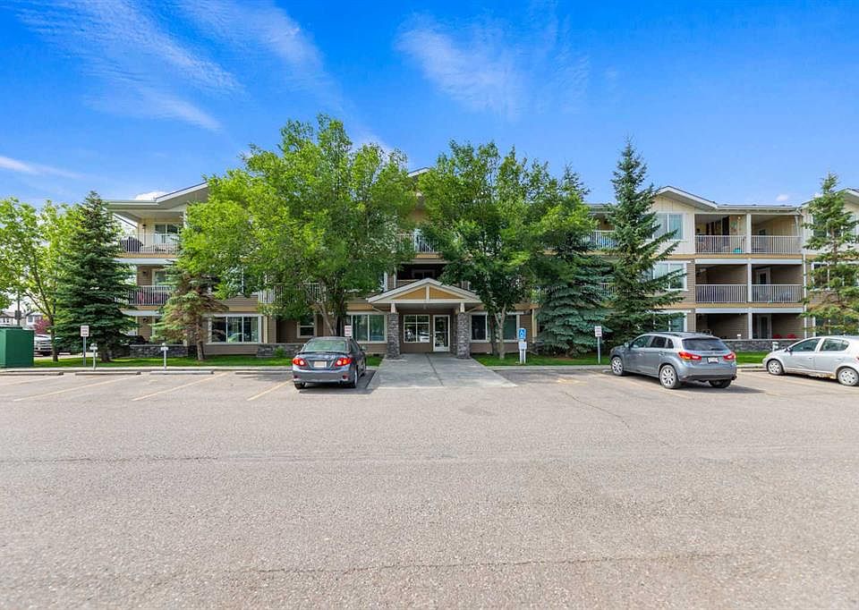 1st image of 4 NE Kingsland Close SE #1213