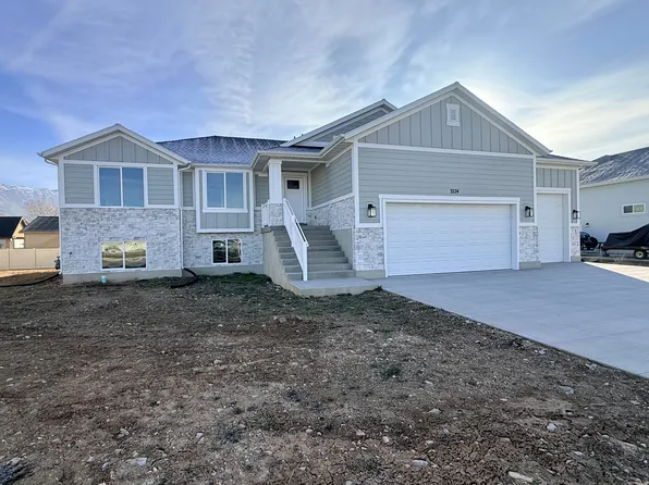 3274 N 2500 W, Farr West, UT 84404