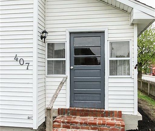 2nd image of 407 S 9th St