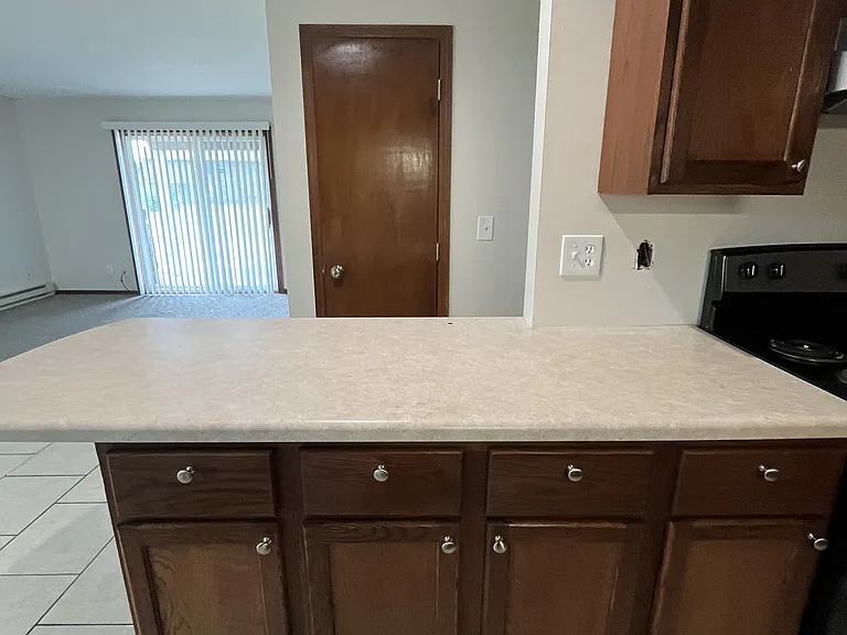 1950 Maple Ave #1950 — Photo 13