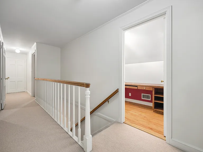 98 Brookby Rd — Photo 26