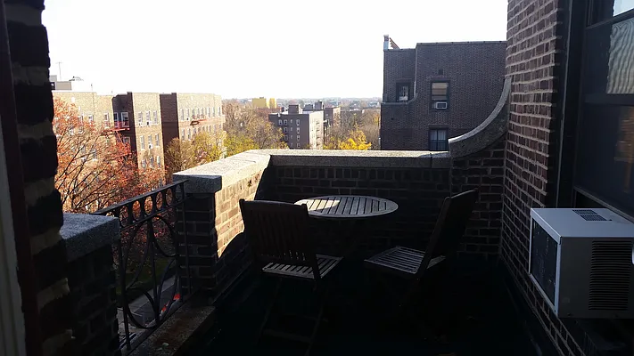 Sold by Benjamin Realty Since 1980 | media 25