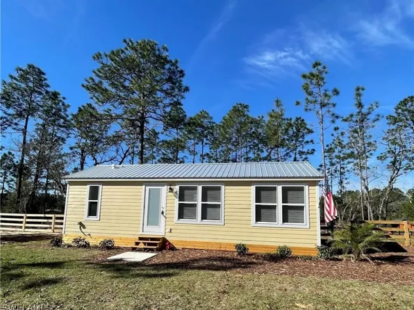 143 Lake Galilee Dr #W, Hawthorne, FL 32640