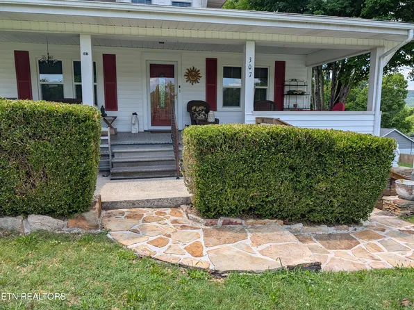307 S Ridge Ave, Rockwood, TN 37854