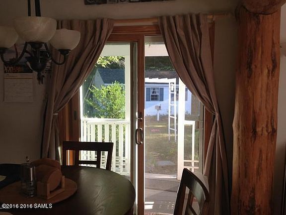5th image of 26 Arbutus Dr