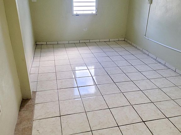 5th image of 27 Clifton Hl #I