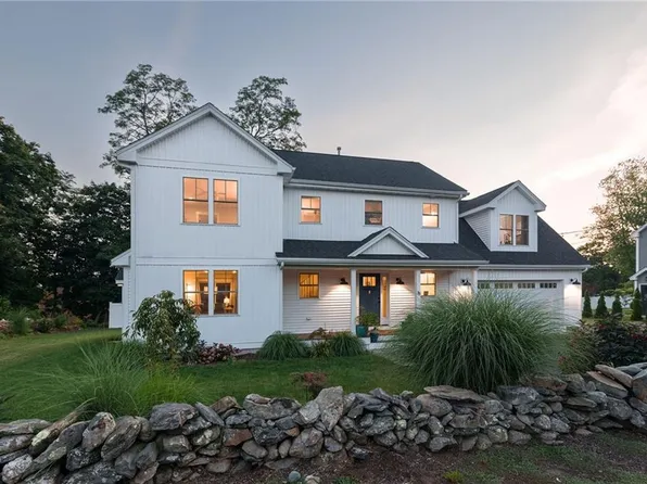 3 B Asylum Rd, Warren, RI 02885