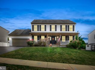 435 Silver Maple Ct, Mount Wolf, PA 17347