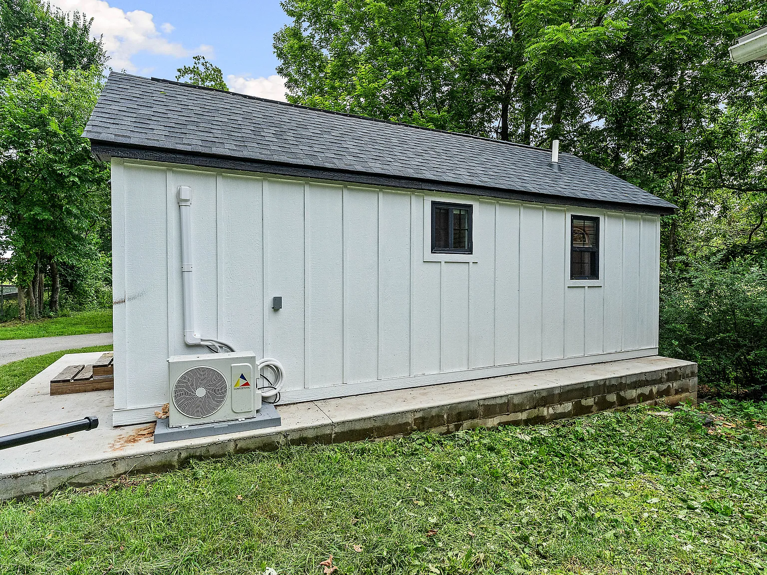 1524 Little Flock Dr — Photo 3