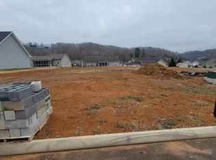 222 Mossy Rock Rd, Clinton, TN 37716