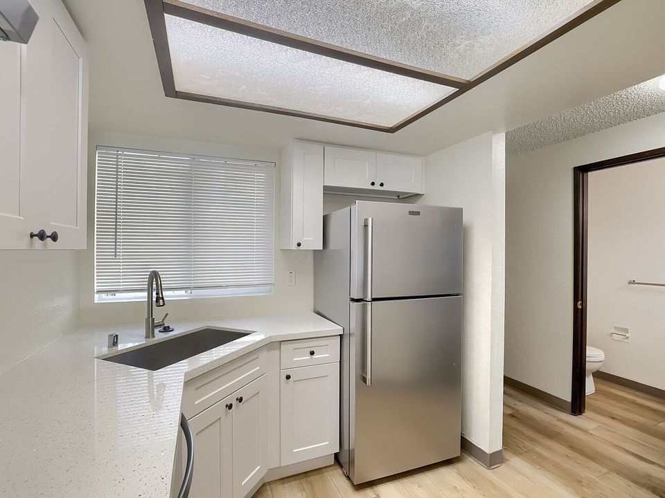 1st image of 6911 Rainier Dr APT 7