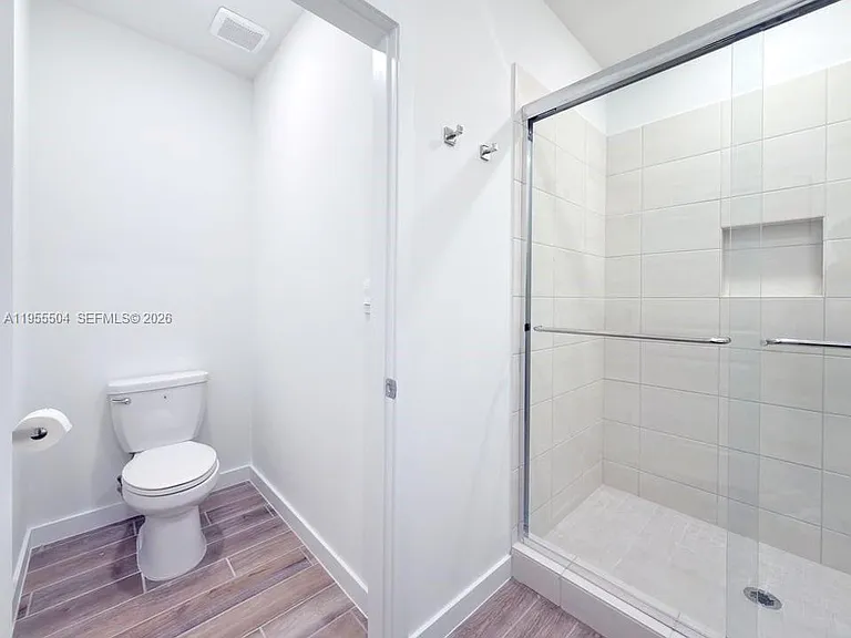 184 NE 13th Ter #0 — Photo 17