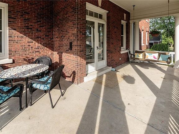 4th image of 5712 Lawton Loop West Dr