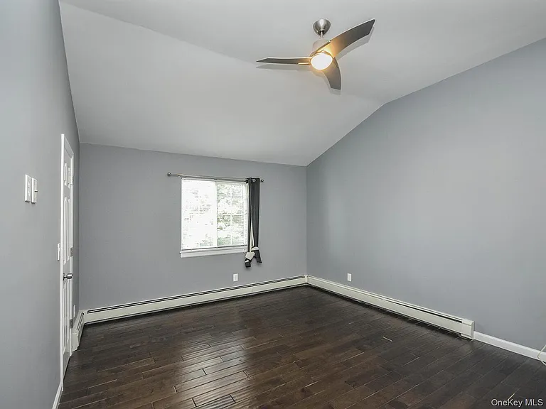 49 Ashwood Rd #A — Photo 13
