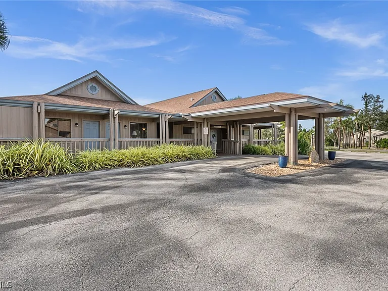 17611 Marco Island Ln — Photo 43