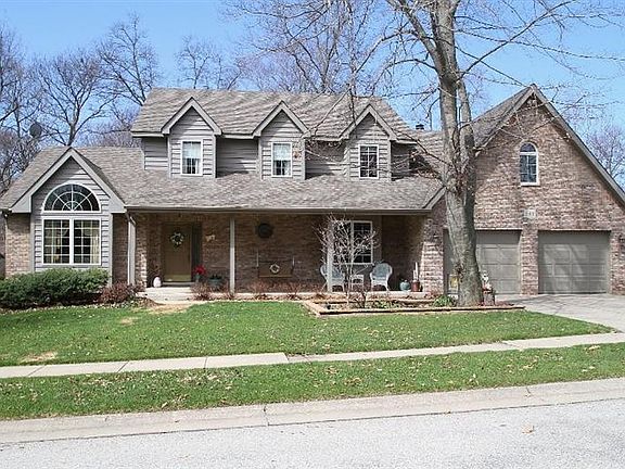 2nd image of 2505 Blue Mound Dr