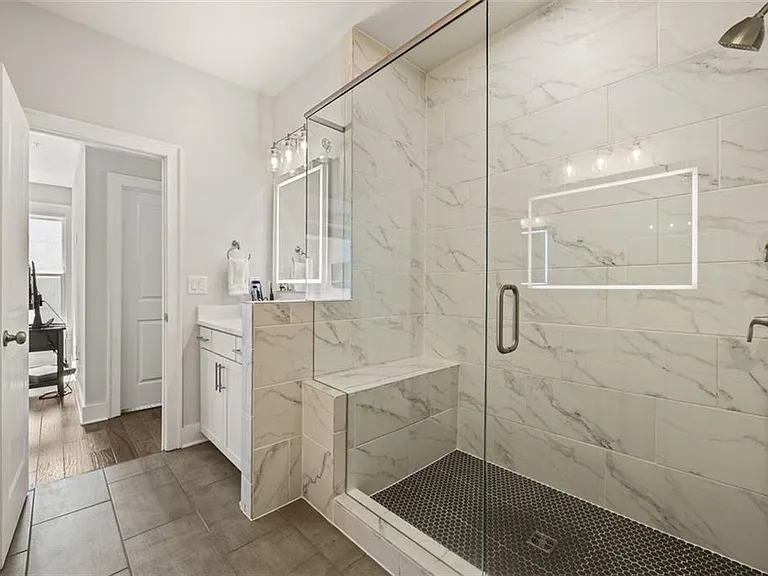 2145 Burnside Dr NW — Photo 31