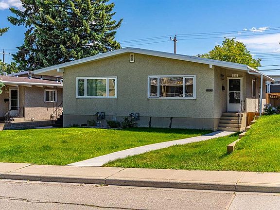 4th image of 727 N 67th Ave SW