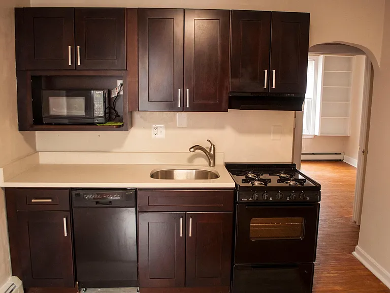 4038 Locust St #3 — Photo 7