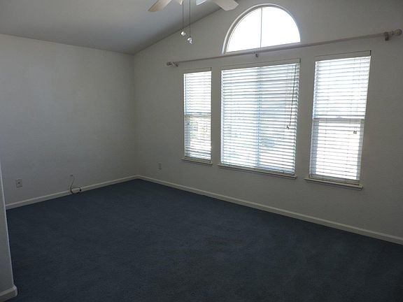 5th image of 732 Barrett Ave
