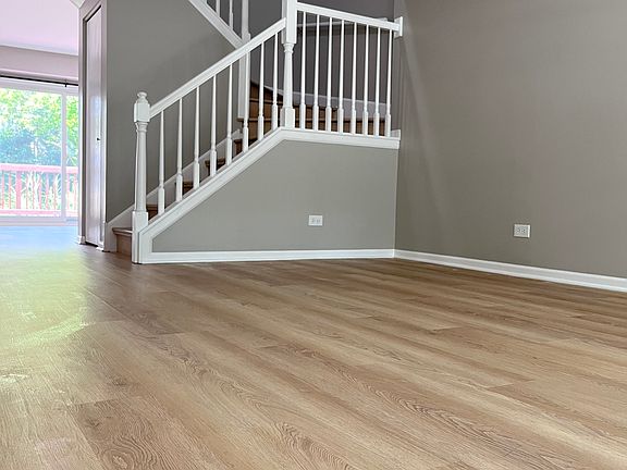 3rd image of 166 Half Moon Cir