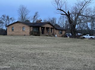 1150 Hewins Rd, Lenoir City, TN 37772