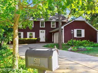 5111 Hawthorne Ln, Lisle, IL 60532