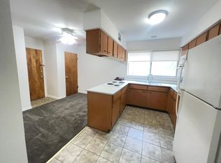 8210 Niles Center Rd #1B, Skokie, IL 60077