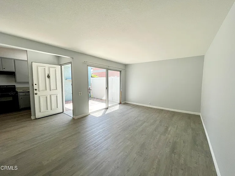 2991 E Harbor Blvd — Photo 7
