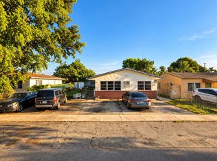 1911 Roosevelt St, Hollywood, FL 33020