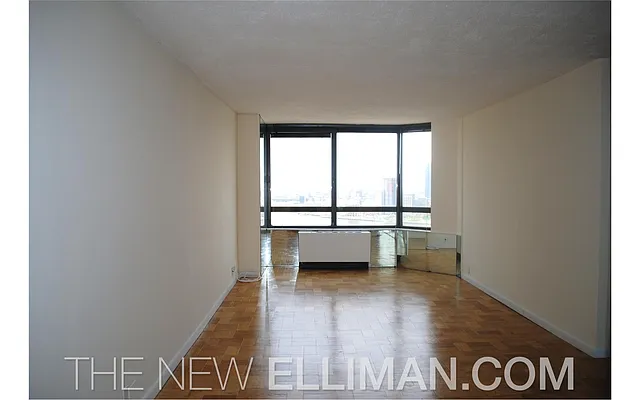 Rented by Douglas Elliman | media 25
