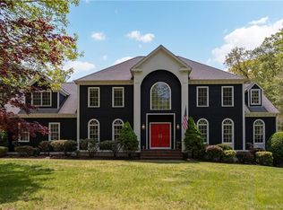 50 Wheatstone Rd, Madison, CT 06443