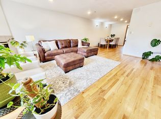 726 N 92nd St, Seattle, WA 98103