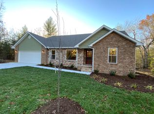 170 Natchez Cir, Fairfield Glade, TN 38558