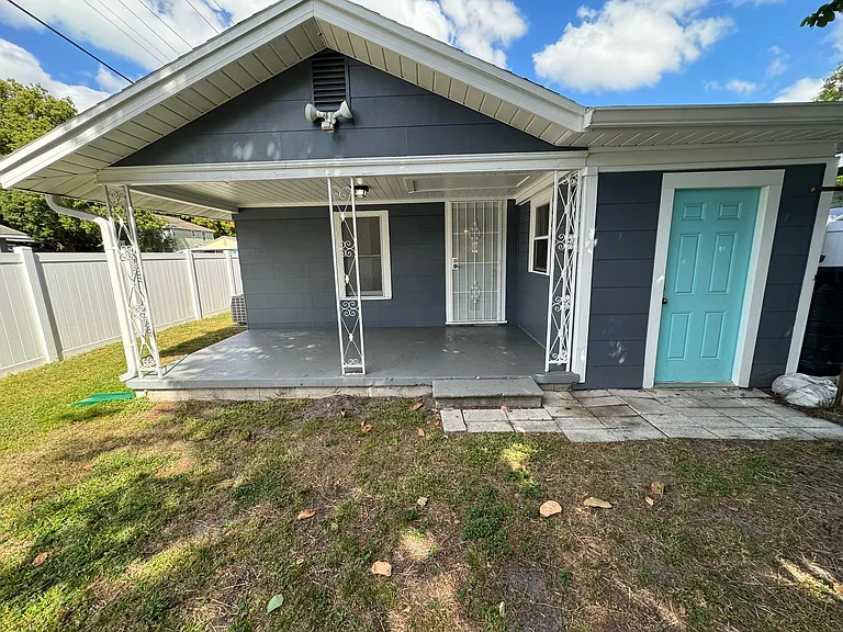 Rear Porch & Yard