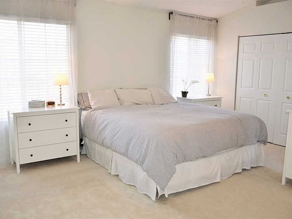 3rd image of 8015 Sierra Woods Ln