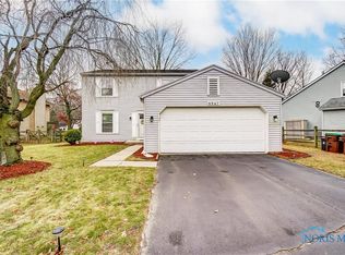 6947 Oakshade Rd, Sylvania, OH 43560
