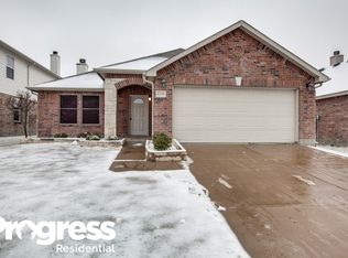 1208 Gayle St, Burleson, TX 76028