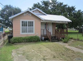 177 Rue Pouche Vide, Golden Meadow, LA 70357