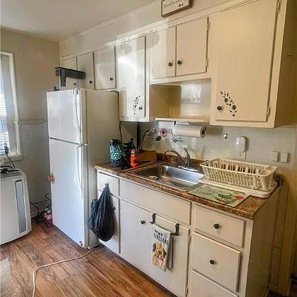 2nd image of 1224 Lehigh St Floor 1