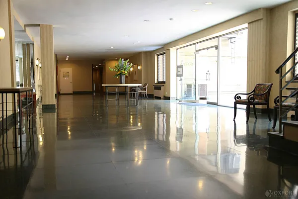 Rented by Oxford Property Group | media 10